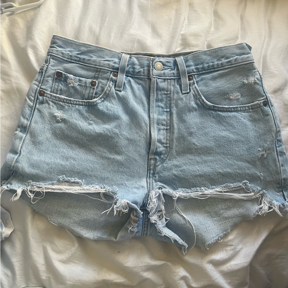 501 Levi Shorts